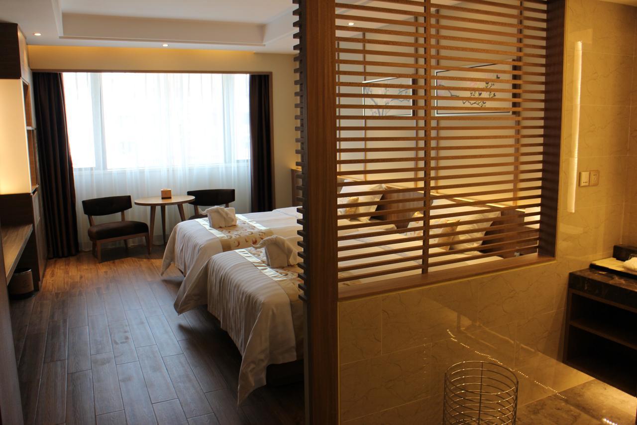 Southern-Club Station 1 Hotel-Free Canton Fair Shuttle Bus Exteriör bild