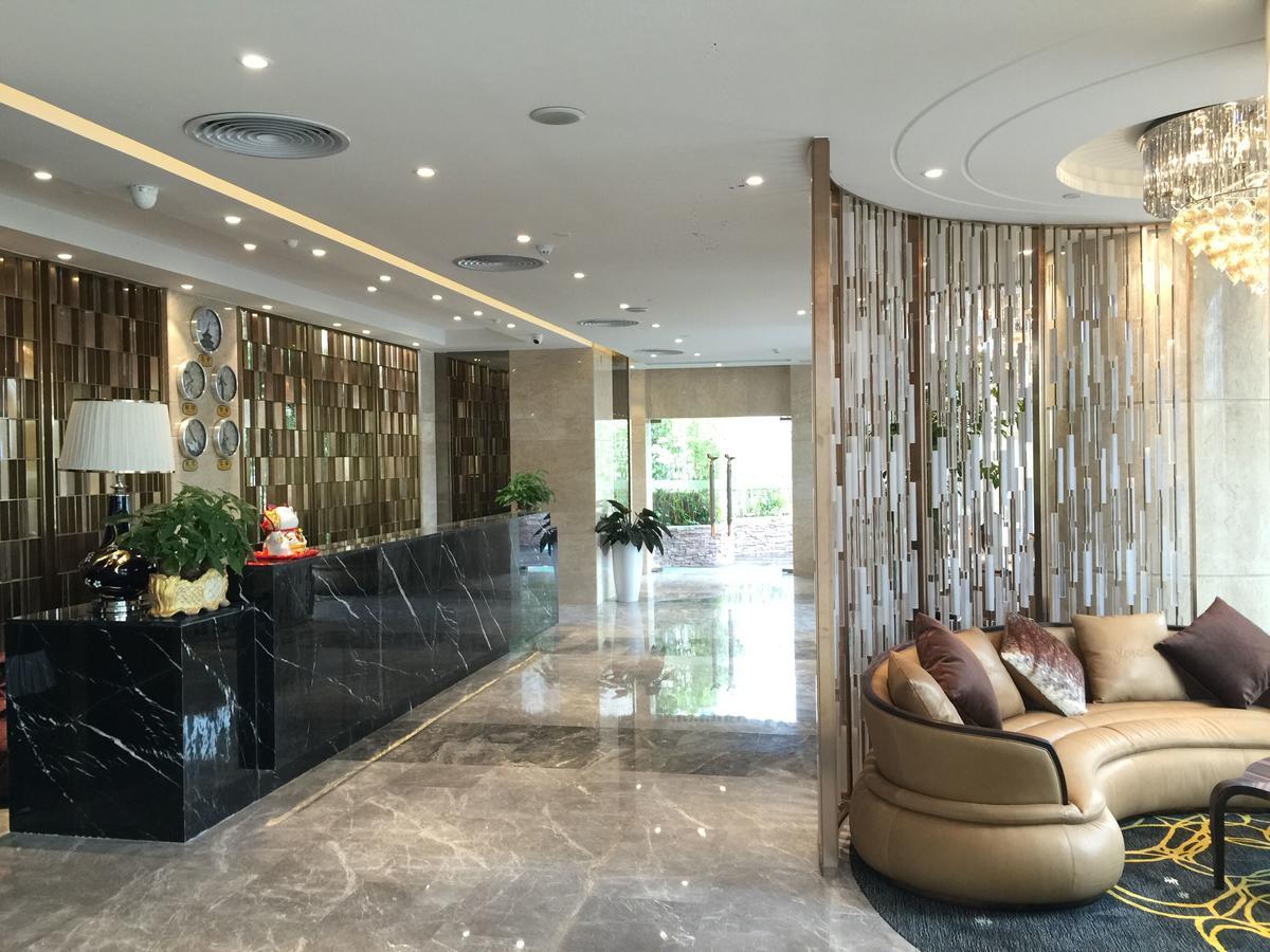 Southern-Club Station 1 Hotel-Free Canton Fair Shuttle Bus Exteriör bild